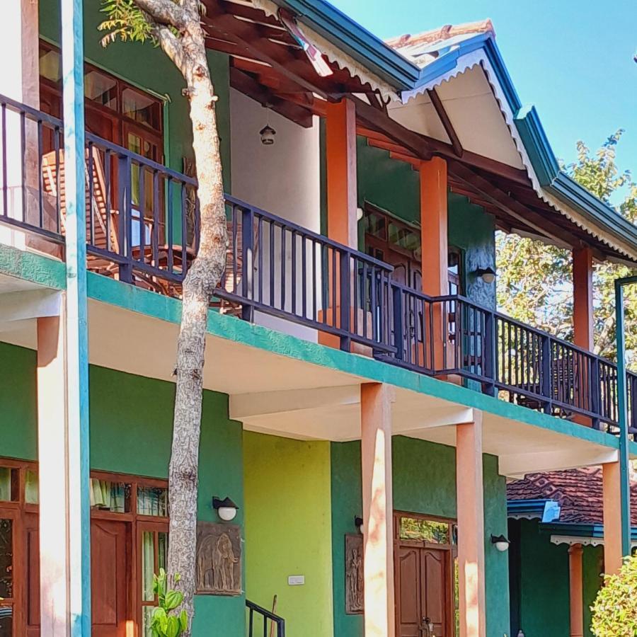 Sigiriya Melrose Villas Exterior photo